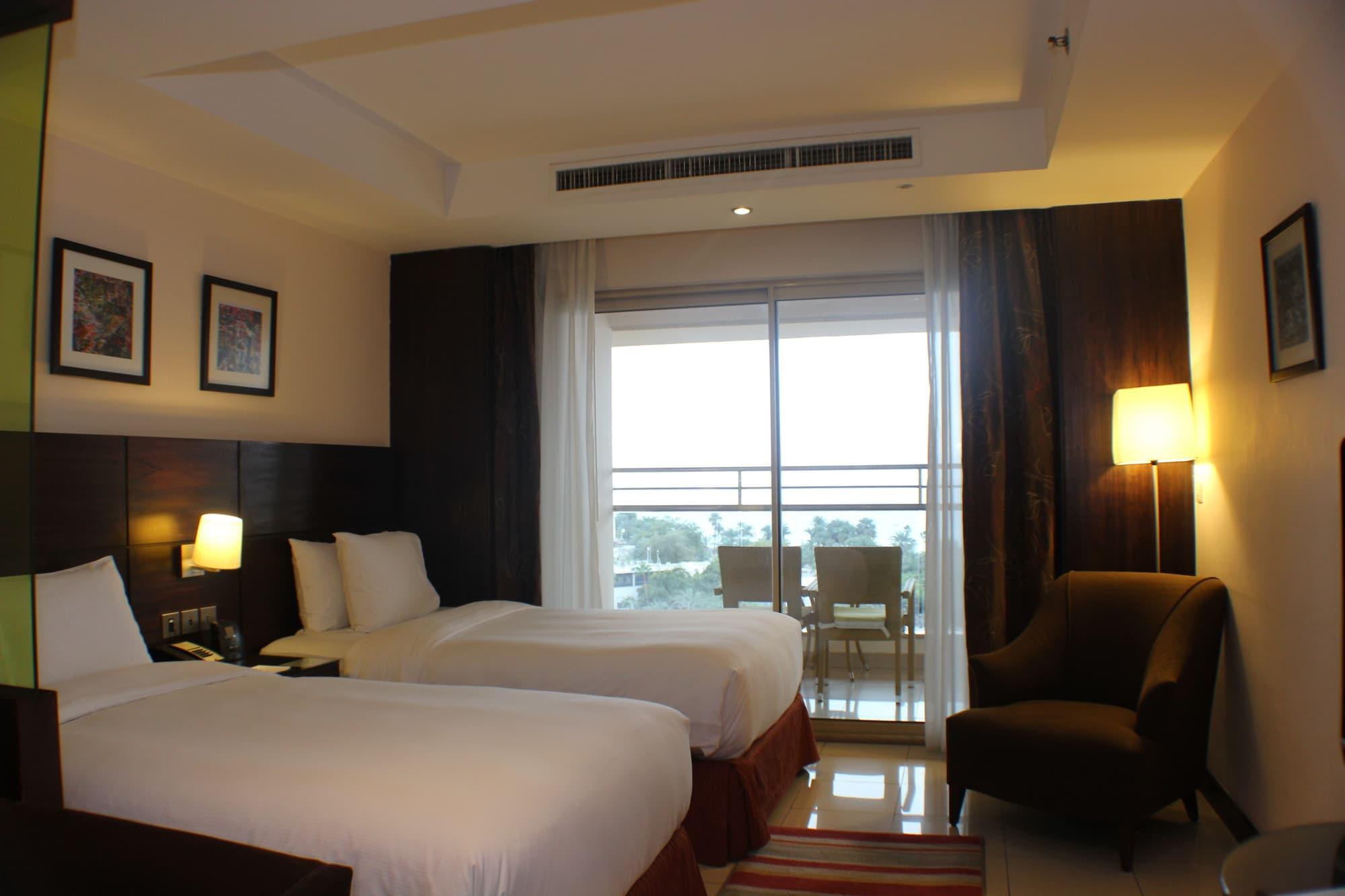 Hotel Doubletree By Hilton Akaba