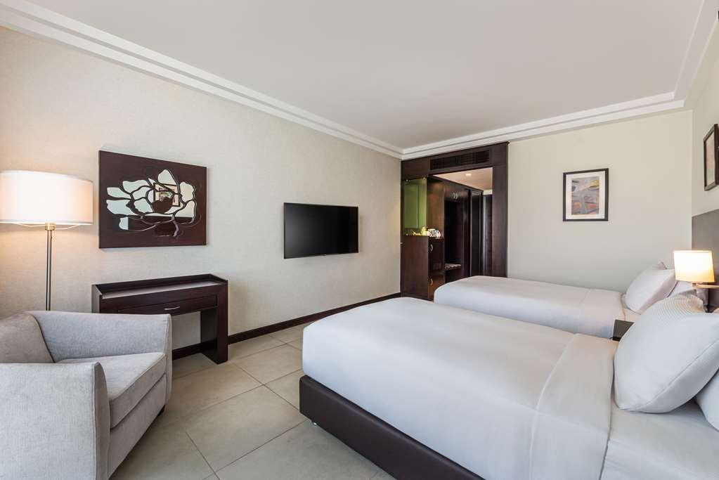 Doubletree By Hilton Akaba