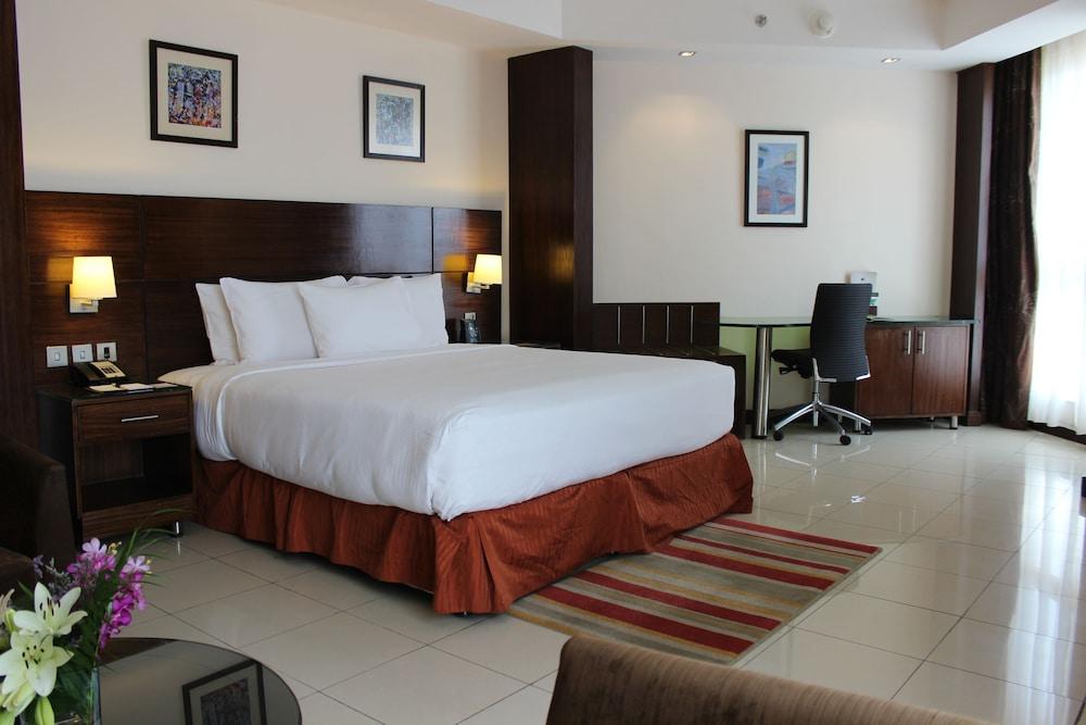Doubletree By Hilton
