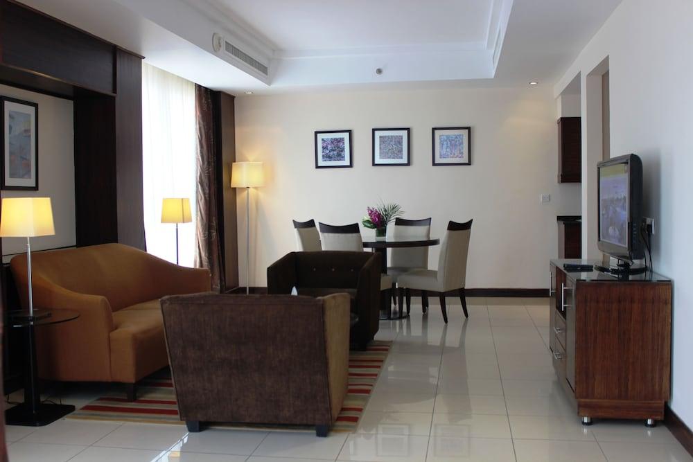 Hotel Doubletree By Hilton Aqaba