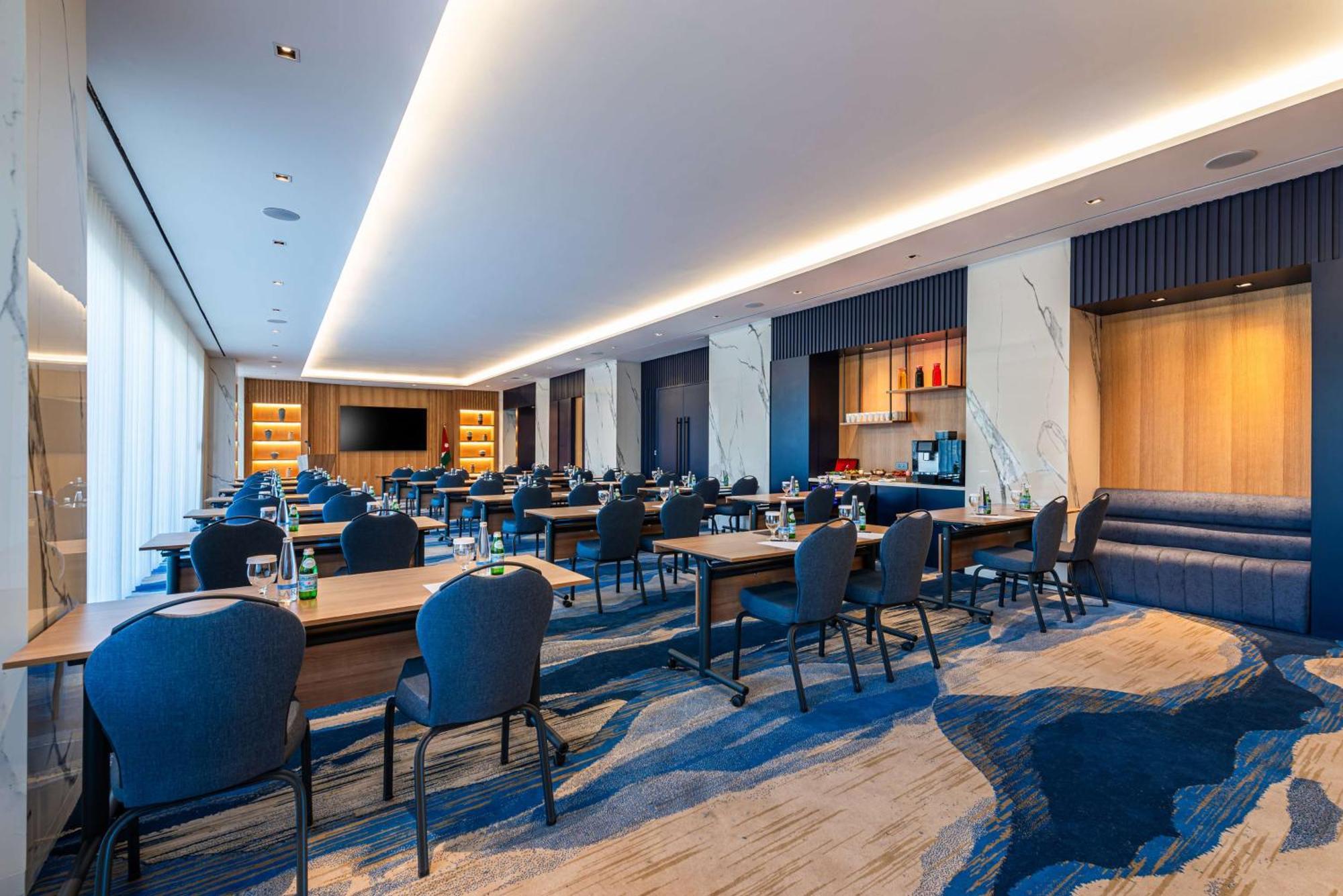 Hotel Doubletree By Hilton Aqaba