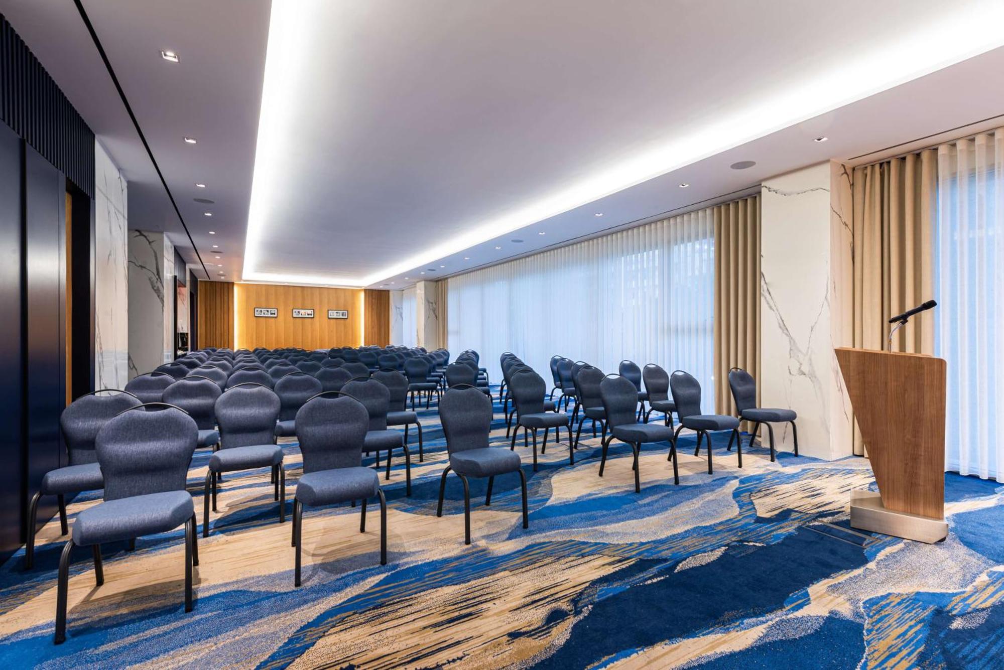 Doubletree By Hilton 5*