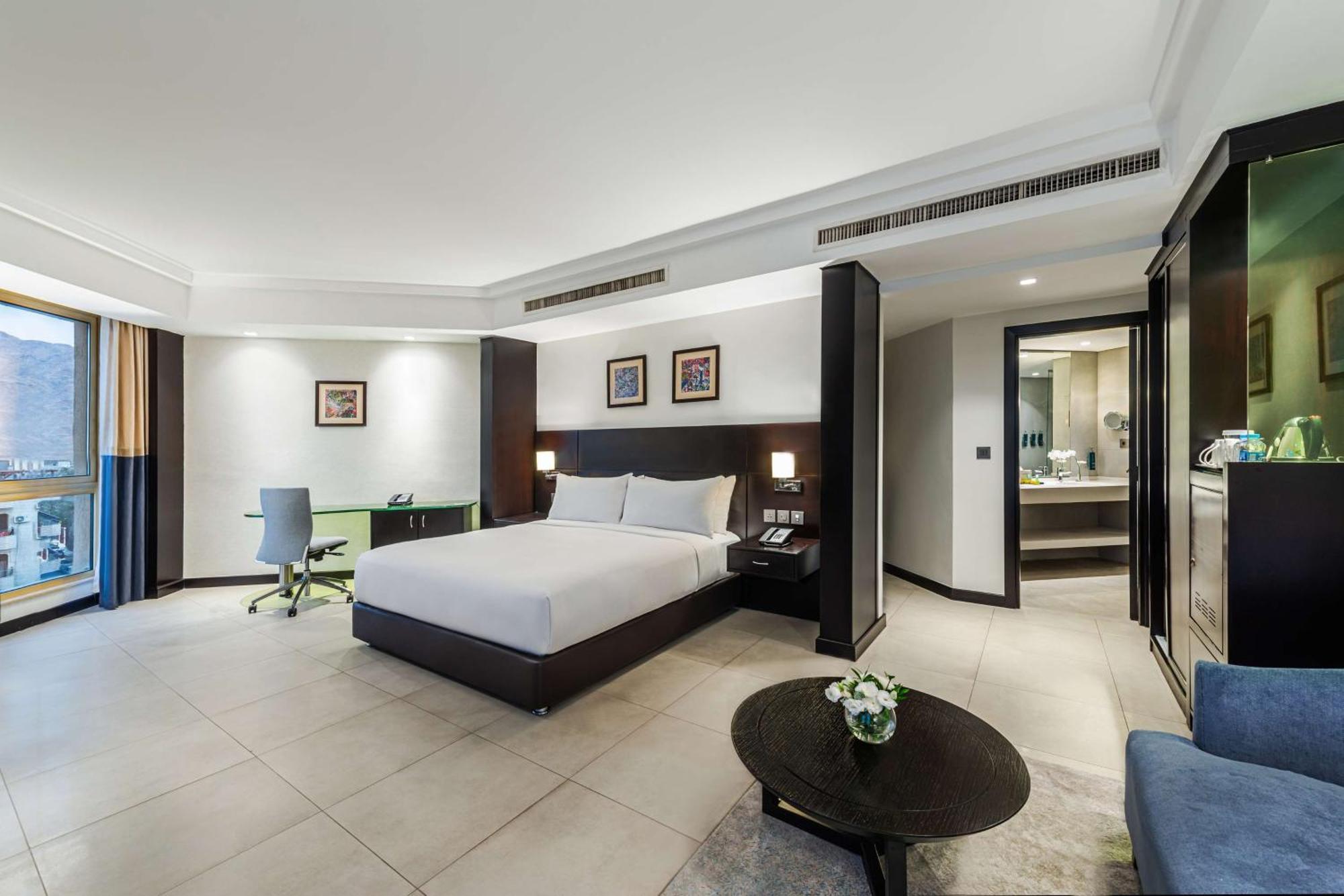 Hotel Doubletree By Hilton Aqaba
