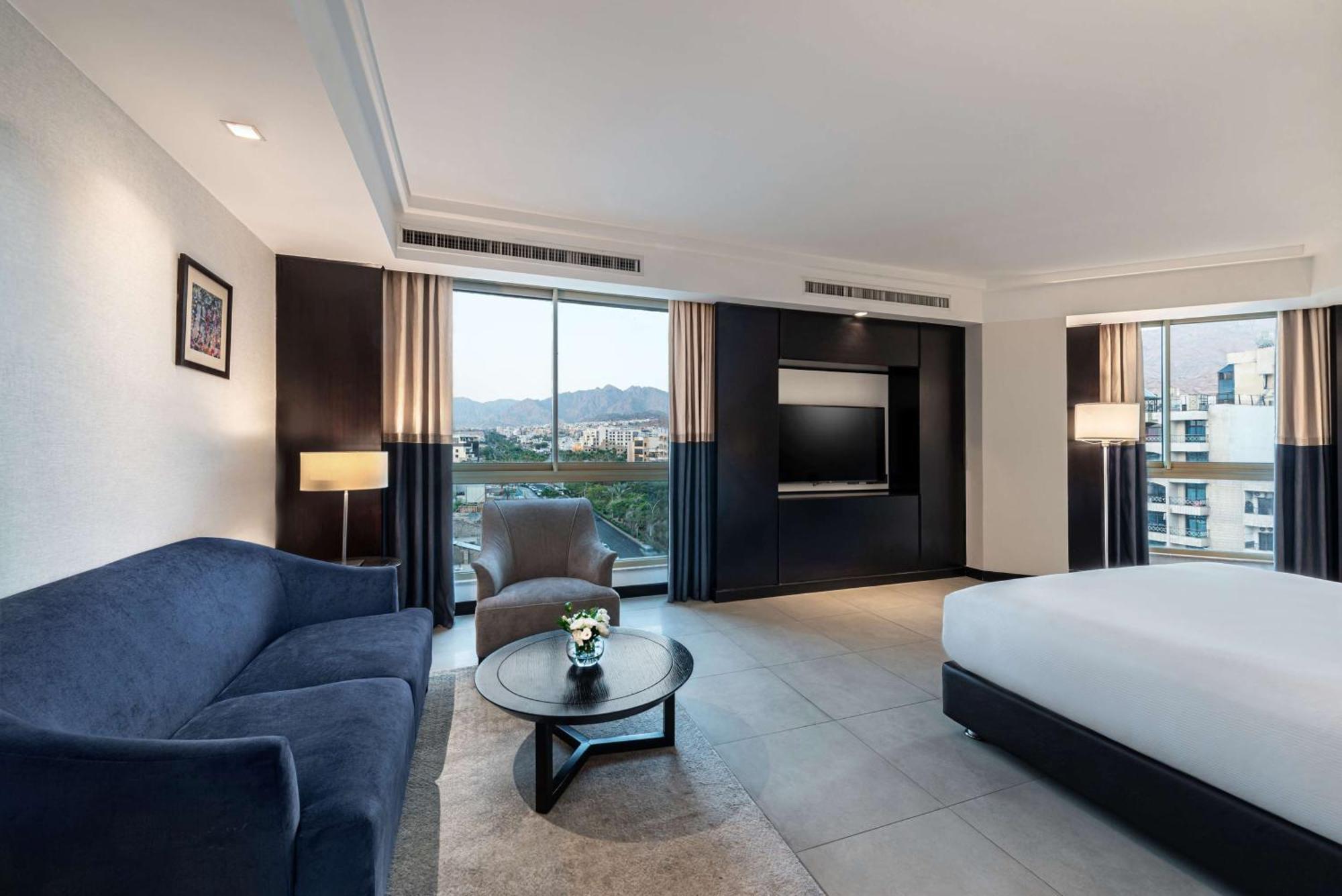 Doubletree By Hilton 5*